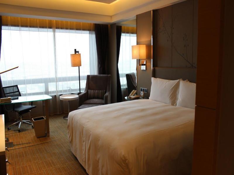 Boyue Shanghai Hongqiao Airport Hotel - Air China エクステリア 写真